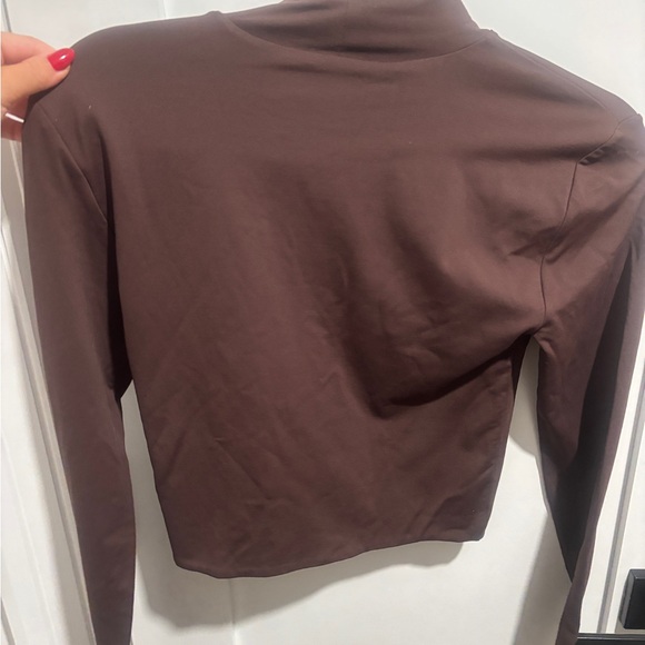 Aritzia Babaton Chocolate Brown Sweatshirt - Picture 4 of 4
